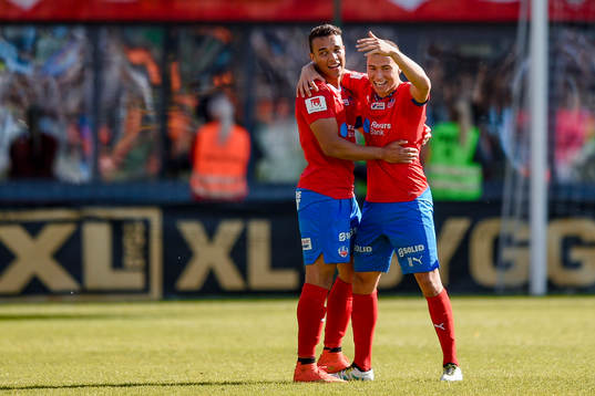 Helsingborgs målskyttar Matthew Rusike och Jordan Larsson