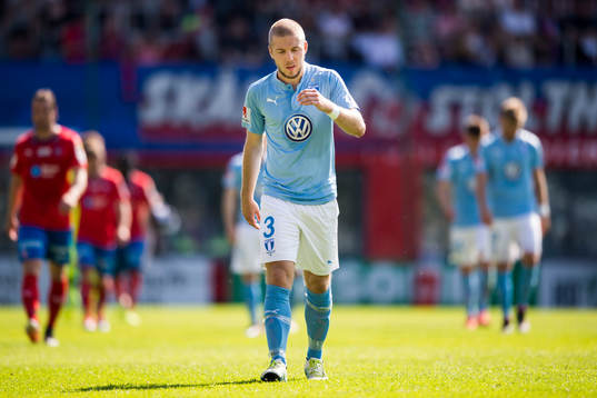 Malmö FFs Anton Tinnerholm deppar
