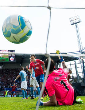 Helsingborgs Anton Wede jublar