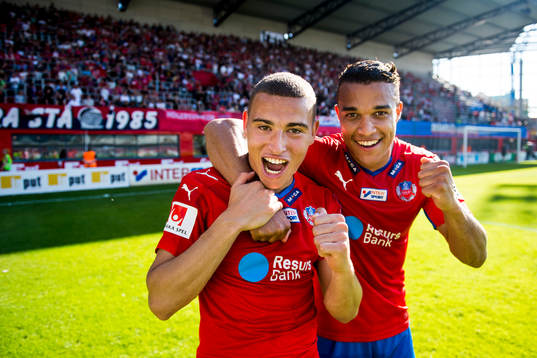 Helsingborgs två målskyttar Jordan Larsson och Matthew