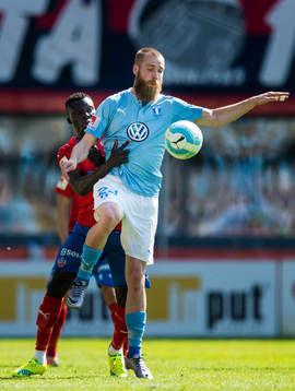 Helsingborgs Lalawélé Atakora och Malmö FFs Jo Inge
