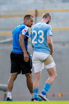 Malmö FFs naprapat Wilner Registre och skadade Jo Inge