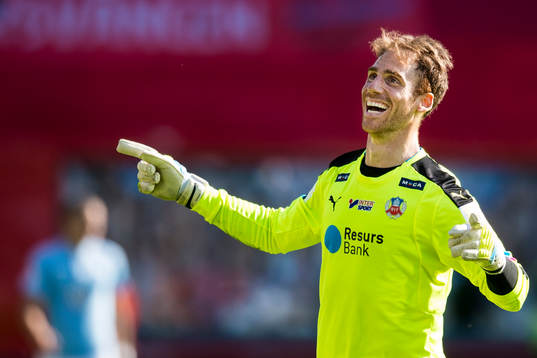 Helsingborgs målvakt Tomer Chencinski jublar