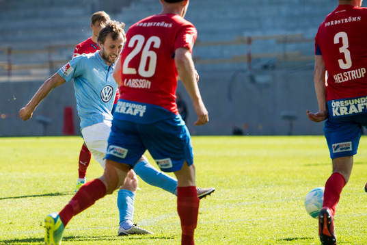 Malmö FFs Magnus Wolff Eikrem gör 2-1