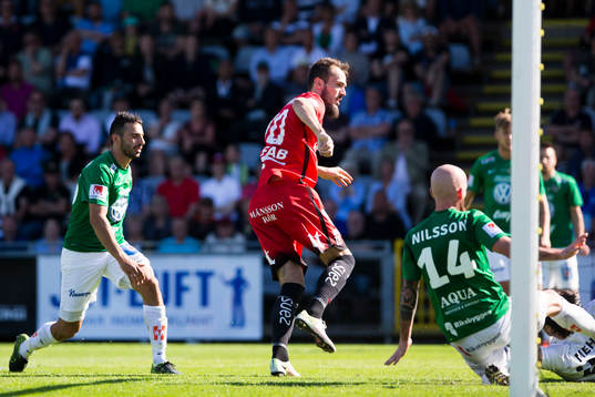 Norrköpings Emir Kujovic gör mål till 0-2