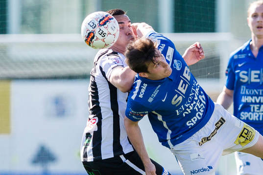 Landskronas Admir Aganovic i nickduell med Norrbys spelare