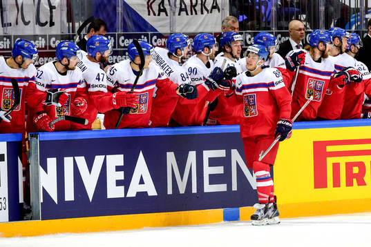 Tjeckiens David Pastrnak jublar