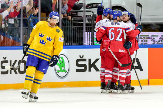 Sveriges Mattias Ritola deppar