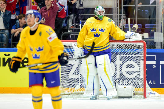 Sveriges målvakt Jacob Markström deppar