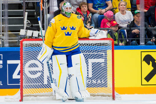 Sveriges målvakt Jacob Markström deppar