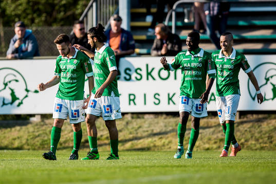 Ljungskiles Admir Bajrovic har kvitterat till 1-1 och