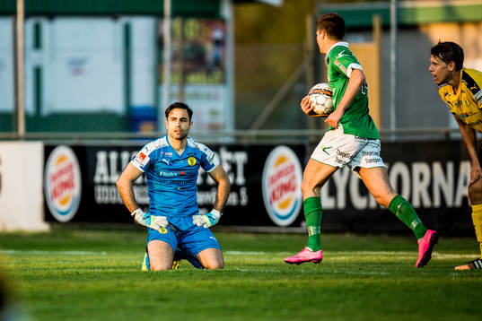 Frejs målvakt Marko Atanackovic deppar