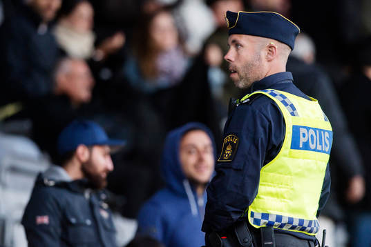 Polisen har koll på åskådarna