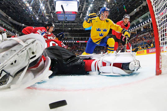 Sveriges Johan Sundström jublar