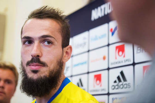Emir Kujovic blir intervjuad