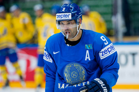 Kazakstans Nigel Dawes deppar