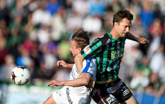 Halmstads Simon Silverholt och Varbergs Peter Nyström i