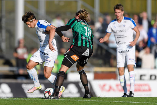 Halmstads Sead Haksabanovic och Varbergs Joakim Lindner