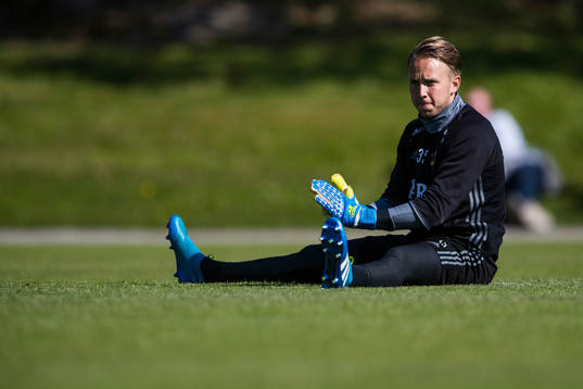 s målvakt Patrik Carlgren