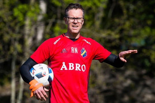 s tränare Rikard Norling