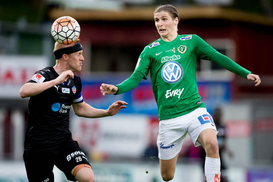 Helsingborgs Peter Larsson mot Jönköpings Pawel Cibicki