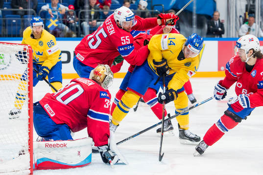 Sveriges Gustav Nyquist gör 0-1