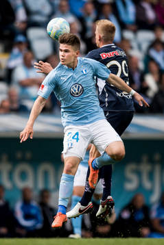 4 Malmö FFs Vidar Örn Kjartansson och Gefles Martin