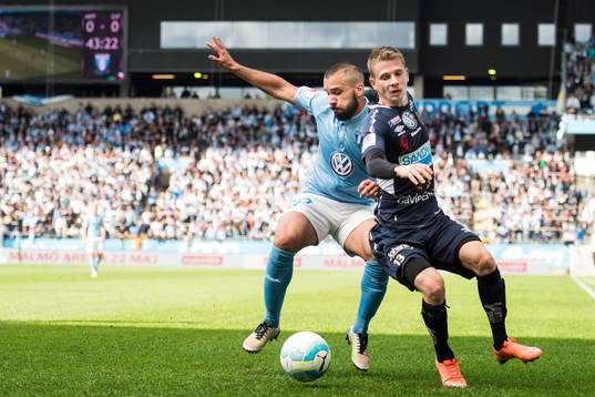 4 Malmö FFs Guillermo Molins och Gefles Johan Bertilsson