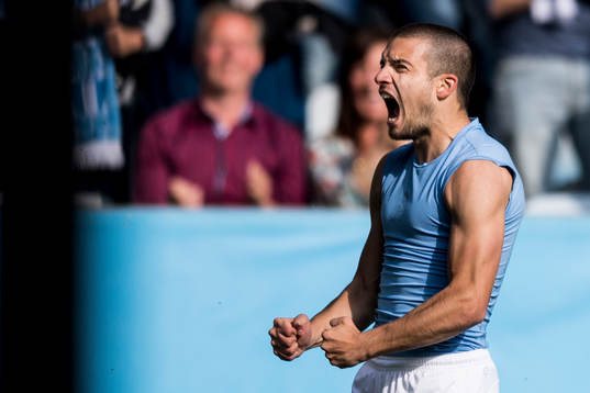 4 Malmö FFs Vladimir Rodic jublar
