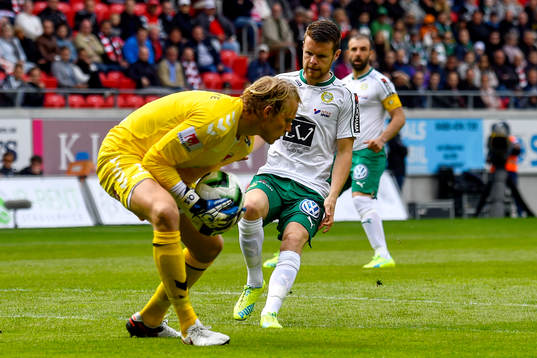 Kalmars målvakt Ole Söderberg och Hammarbys Måns