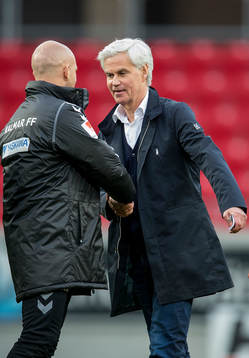 Kalmars assisterende tränare Henrik Rydström och