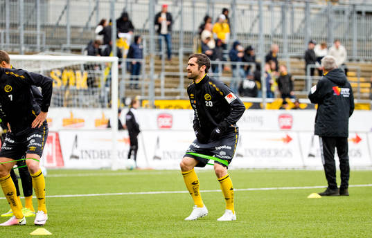 Elfsborgs Emir Bajrami värmer upp