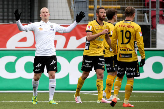 Örebros Daniel Gustavsson deppar
