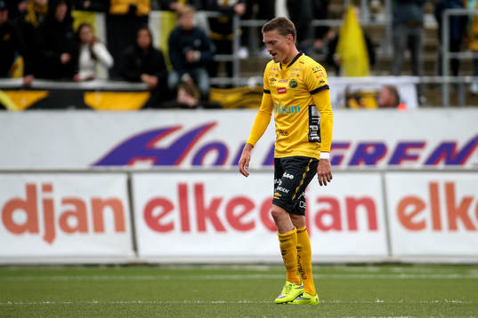 Elfsborgs Lasse Nilsson går av planen