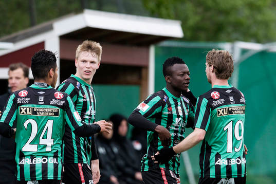 Varbergs spelare jublar