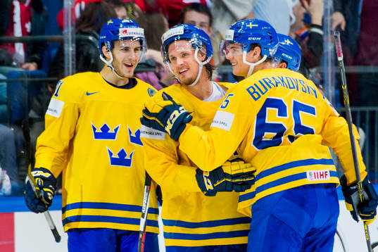 Bläddra bland fler bilder av Ishockey-VM 2016, Dag 9, Schweiz - Sverige