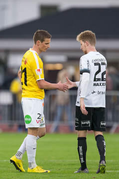 Falkenbergs Thomas Juel-Nielsen tackar BK Häckens  Samuel