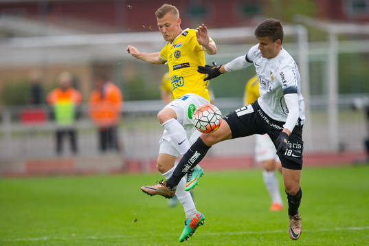 Falkenbergs Rasmus Sjöstedt och BK Häckens Alexander