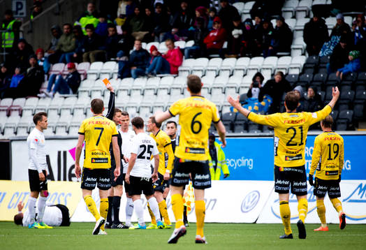 Elfsborgs Lasse Nilsson får rött kort