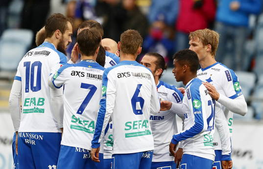 Norrköpings spelare jublar