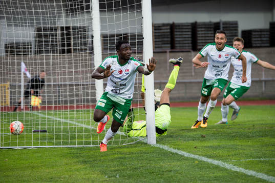 Prespa Birliks Edafe Egbedi jublar
