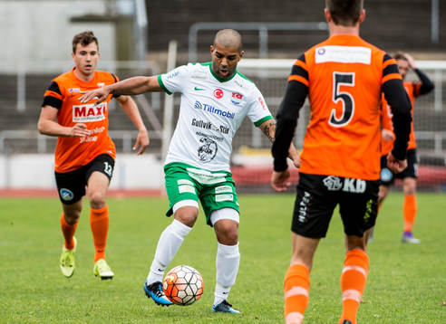 Prespa Birliks Buwar Karim mot Kristianstads Fredrik Widlund