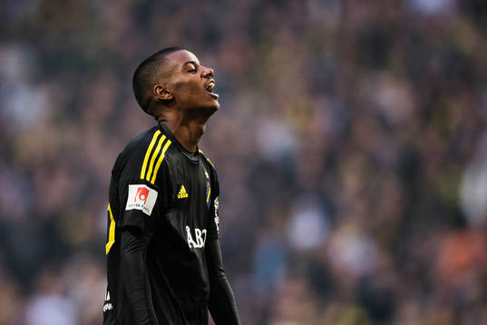 s Alexander Isak deppar