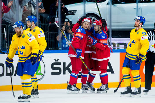 Rysslands Vadim Shipachyov, Artemi Panarin och Yevgeni