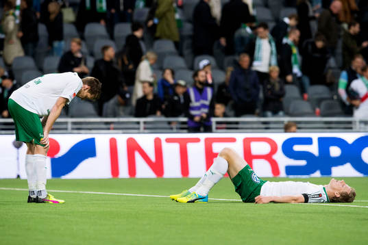 Hammarbys Lars Saetra och Måns Söderqvist deppar