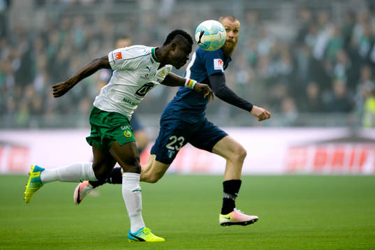 Hammarbys Joseph Aidoo och Malmö FFs Jo Inge Berget