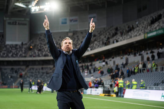 Malmö FFs tränare Allan Kuhn jublar