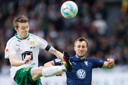 Hammarbys Birkir Már Saevarsson och Malmö FFs Magnus