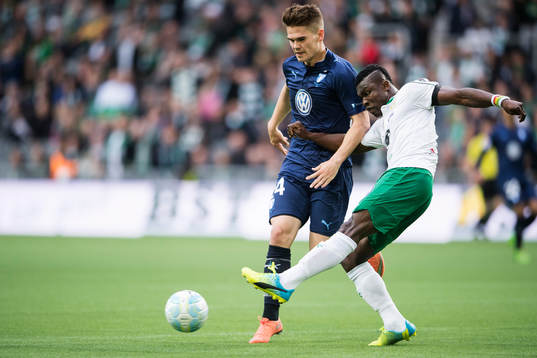 Malmö FFs Vidar Örn Kjartansson och Hammarbys Joseph Aidoo