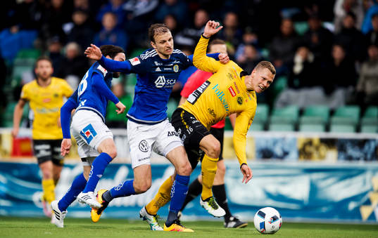 Sundsvalls Lars Christian Krogh Gerson och Elfsborgs Viktor